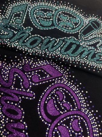 Showtime hvit hettegenser m/rhinestones 